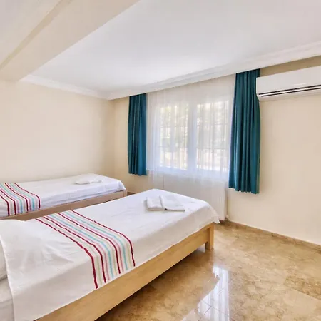 빌라 Spacious 4 Bedroom With Private Pool And Unlimited Wifi *