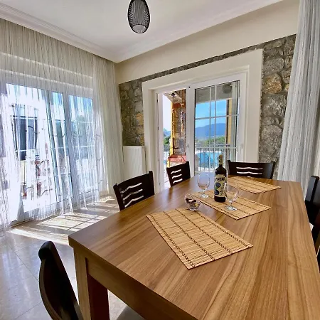 Spacious 4 Bedroom With Private Pool And Unlimited Wifi * Фетхие